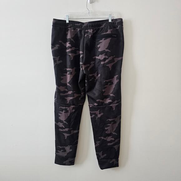 American Eagle Camo Jogger Pants Size XXL - Picture 2 of 7